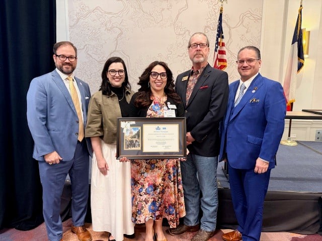 LILI Ceremony - Kimberly Rodriguez with Certificate