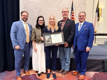 LILI Ceremony - Kristin Draxler with Certificate
